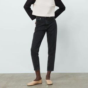 BRAND NEW High Waisted ZARA Black Classic Mom Fit Jeans TRF Size 27 (4)